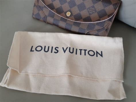 lv dust bag